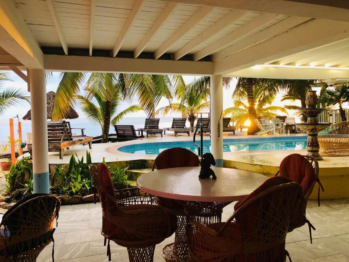 Coral Cove Inn Maya Beach Exterior foto